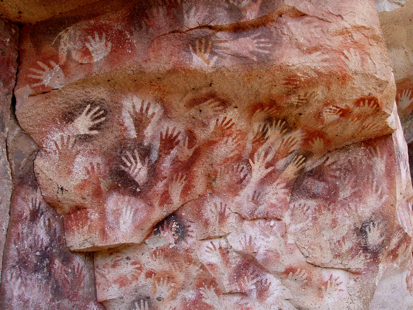 Hand stencils at the Cueva de las Manos, Santa Cruz